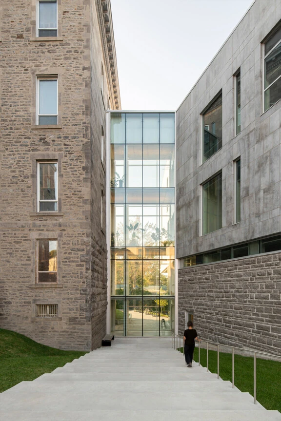 pensionnat-du-saint-nom-de-marie-05